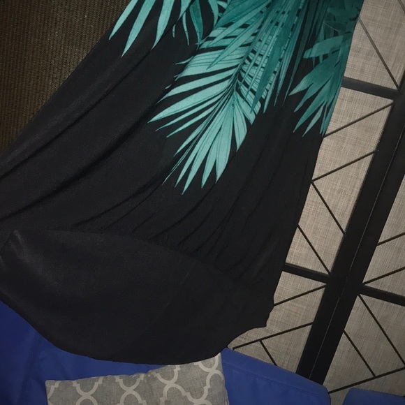 Jenifer Lopez very nice dress - Picture 3 of 5